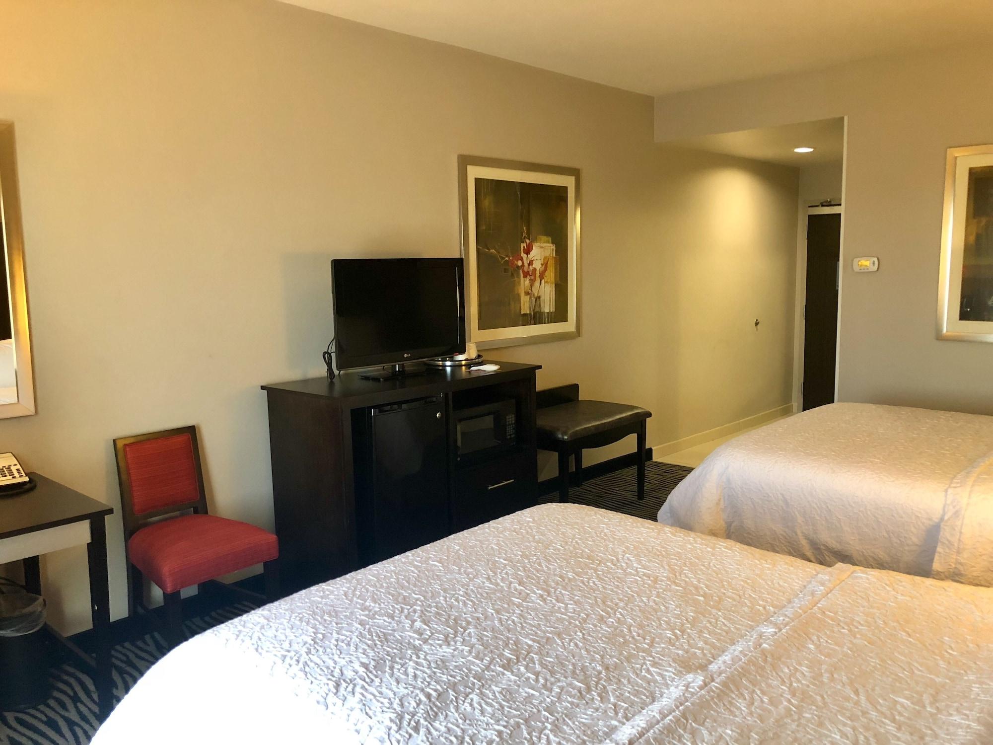 Hampton Inn And Suites Tulsa Central Luaran gambar